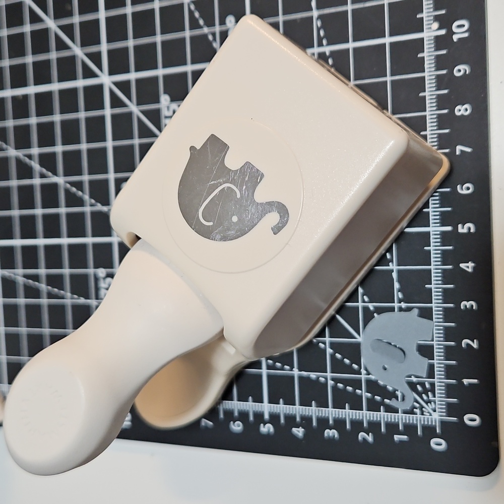 Elephant 🐘 paper Punch.